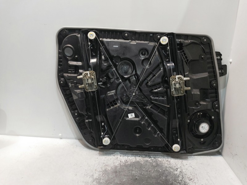 Recambio de elevalunas delantero derecho para mercedes clase b (w247) b 200 d referencia OEM IAM A1775409610 A2478201402 5P