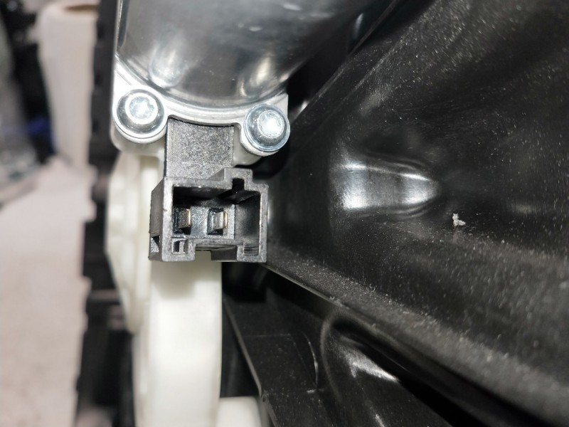 Recambio de elevalunas delantero izquierdo para mercedes clase b (w247) b 200 d referencia OEM IAM A2478201402 A1775409610 5P