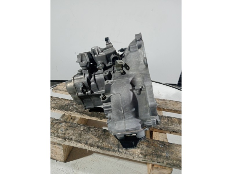 Recambio de caja cambios para opel meriva referencia OEM IAM F17W394 A09753 