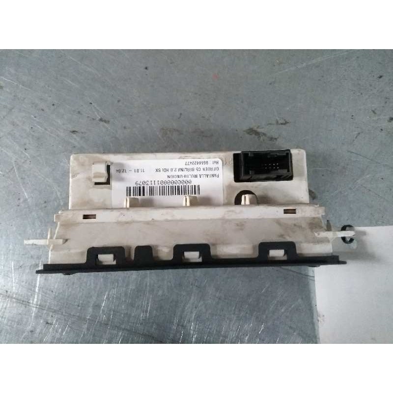 Recambio de pantalla multifuncion para citroen c5 berlina 2.0 hdi sx referencia OEM IAM 9644422477 216672023 