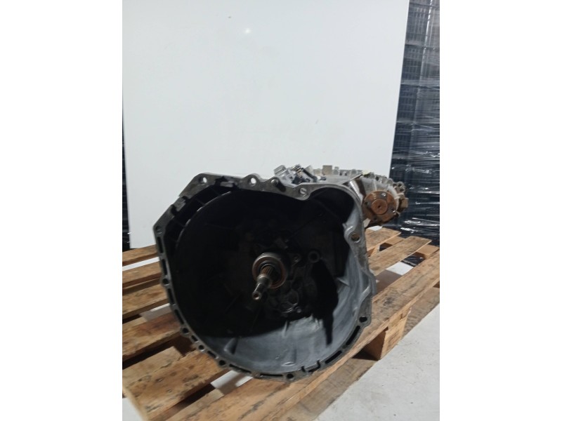 Recambio de caja cambios para ssangyong actyon 2.0 td cat referencia OEM IAM MAD4 1005008814WDDMFCSCG3102009018 6V