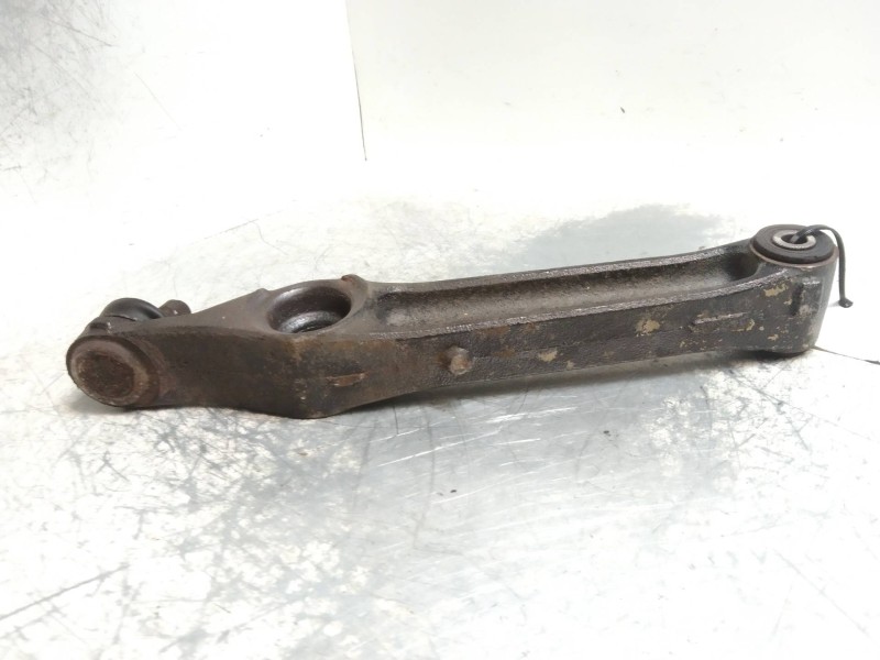 Recambio de brazo suspension inferior delantero derecho para opel agila 1.2 16v cat (z 12 xe / lw4) referencia OEM IAM   