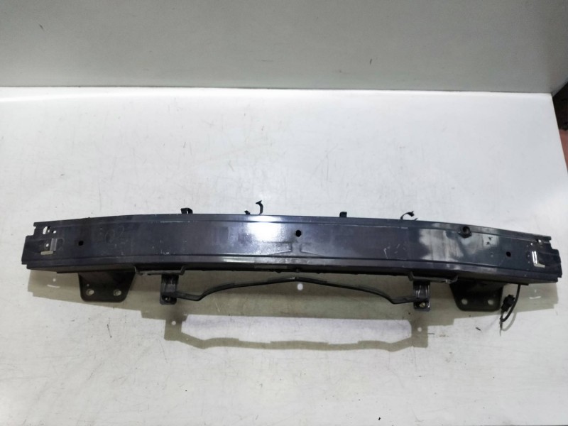 Recambio de refuerzo paragolpes delantero para lancia thesis (115) 3.0 v6 24v cae emblema referencia OEM IAM   