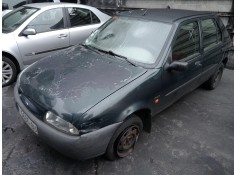 ford fiesta berlina del año 1996