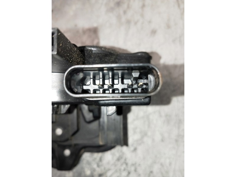 Recambio de motor cierre centralizado delantero izquierdo para mercedes clase b (w247) b 200 d referencia OEM IAM A0997202302 A1