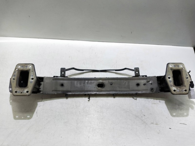 Recambio de refuerzo paragolpes delantero para lancia thesis (115) 3.0 v6 24v cae emblema referencia OEM IAM   