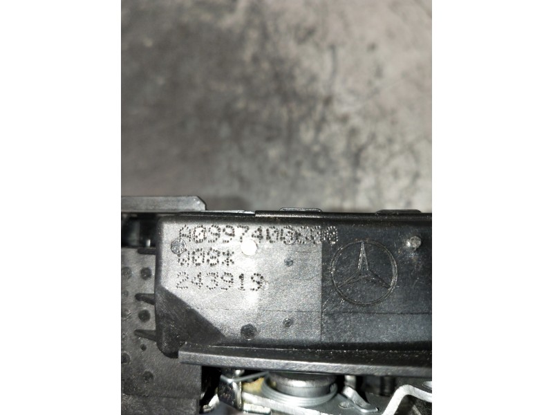 Recambio de motor cierre centralizado porton para mercedes clase b (w247) b 200 d referencia OEM IAM A0997400600  5P