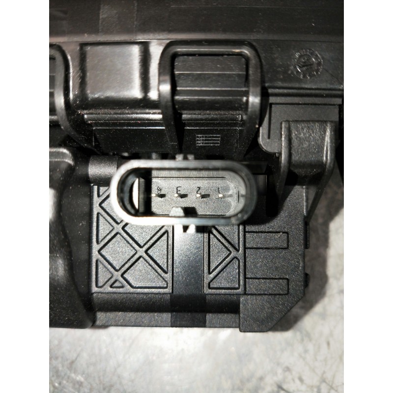 Recambio de motor cierre centralizado porton para mercedes clase b (w247) b 200 d referencia OEM IAM A0997503500 CAMARA PORTON 5