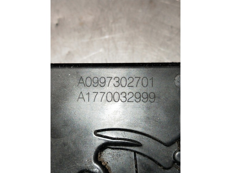 Recambio de motor cierre centralizado trasero izquierdo para mercedes clase b (w247) b 200 d referencia OEM IAM A0997302701 A177
