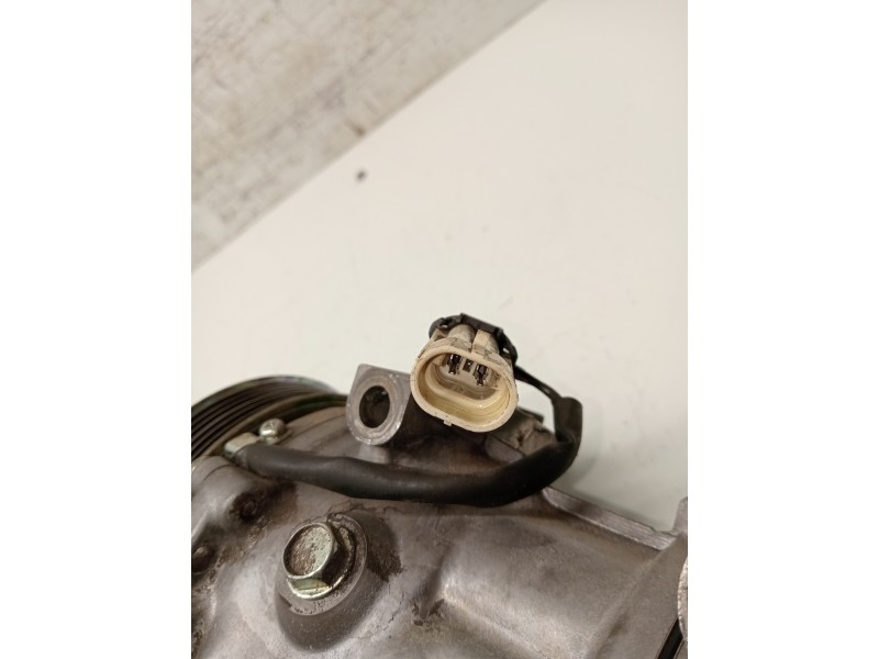 Recambio de compresor aire acondicionado para opel meriva referencia OEM IAM SD6V101513F 13197538 