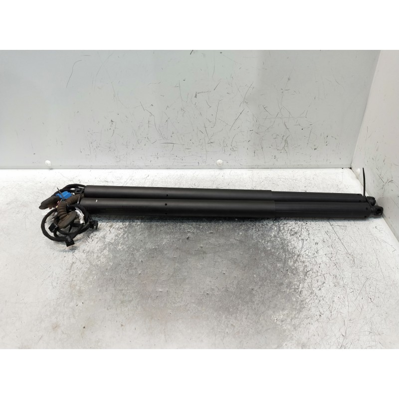 Recambio de amortiguadores maletero / porton para mercedes clase b (w247) b 200 d referencia OEM IAM A2478905500 19T263B00442 
