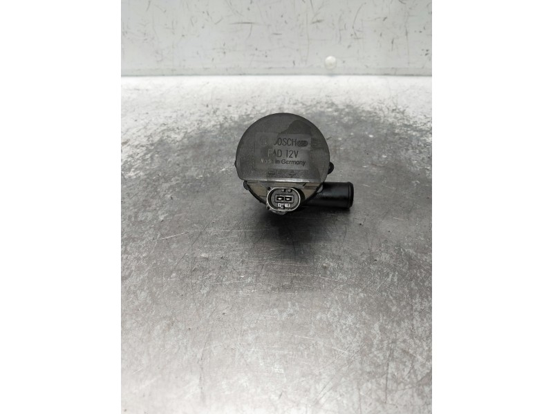Recambio de bomba agua para mercedes clase b (w247) b 200 d referencia OEM IAM A2118350364 0392023000 