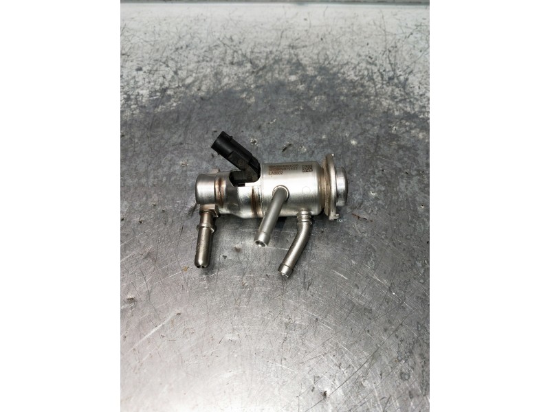 Recambio de inyector para mercedes clase b (w247) b 200 d referencia OEM IAM A0004904000 A2C15419600 INYECTOR ADBLUE