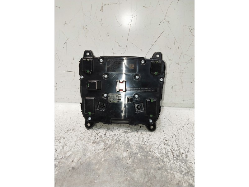 Recambio de mando multifuncion para mercedes clase b (w247) b 200 d referencia OEM IAM A2479004103 A2479014402 A2479023501