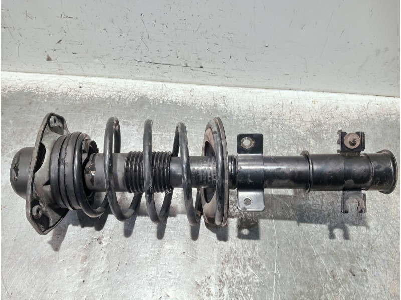 Recambio de amortiguador delantero derecho para lancia lybra berlina 1.9 jtd lx referencia OEM IAM 46513681 8390B2BAE 