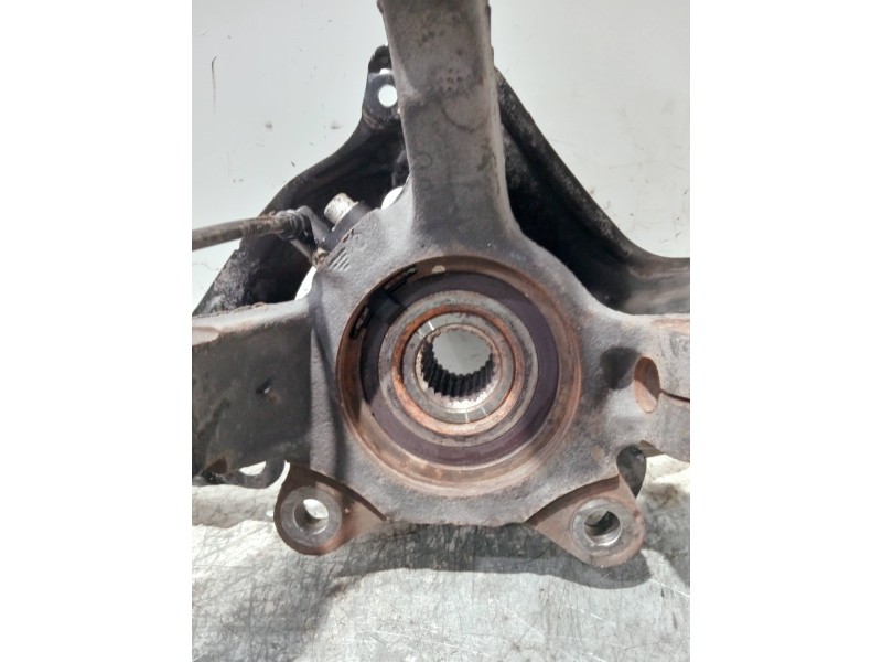 Recambio de mangueta delantera derecha para lancia lybra berlina 1.9 jtd lx referencia OEM IAM   