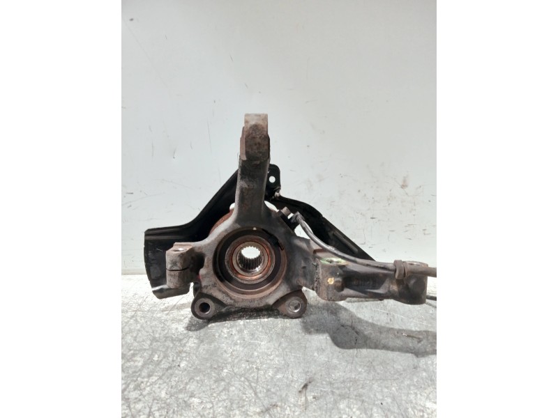 Recambio de mangueta delantera izquierda para lancia lybra berlina 1.9 jtd lx referencia OEM IAM   