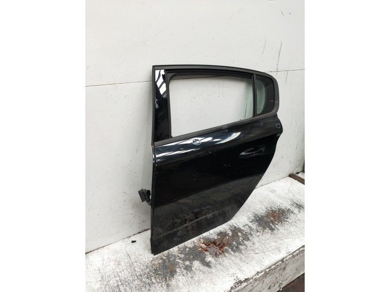 Recambio de puerta trasera izquierda para peugeot 308 referencia OEM IAM   5P