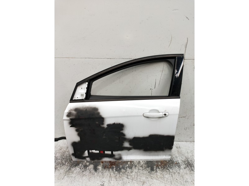 Recambio de puerta delantera izquierda para ford focus lim. (cb8) ambiente referencia OEM IAM   5P