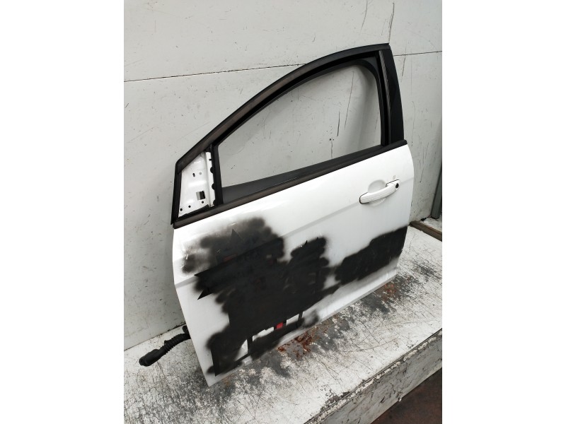 Recambio de puerta delantera izquierda para ford focus lim. (cb8) ambiente referencia OEM IAM   5P