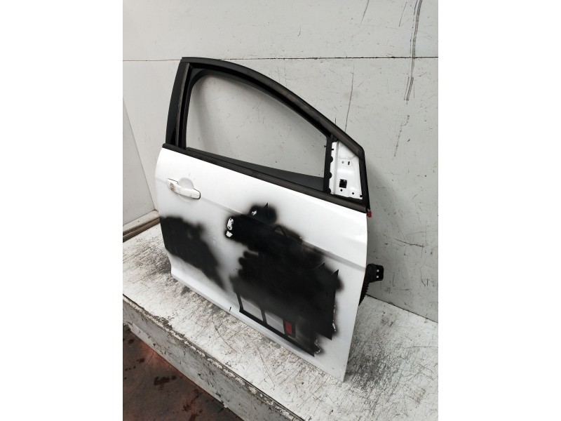Recambio de puerta delantera derecha para ford focus lim. (cb8) ambiente referencia OEM IAM   5P