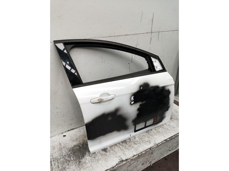 Recambio de puerta delantera derecha para ford focus lim. (cb8) ambiente referencia OEM IAM   5P
