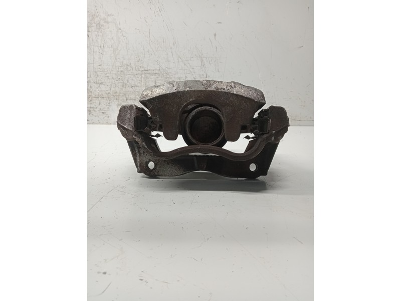Recambio de pinza freno delantera derecha para toyota avensis (t27) 2.0 d-4d cat referencia OEM IAM   