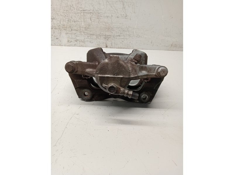 Recambio de pinza freno delantera derecha para toyota avensis (t27) 2.0 d-4d cat referencia OEM IAM   