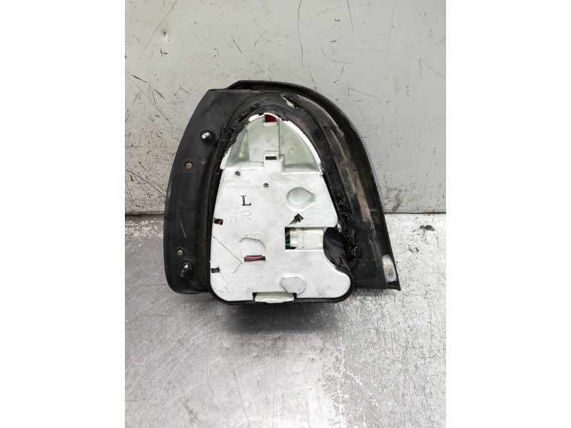 Recambio de piloto trasero derecho para nissan sunny berlina (n14) referencia OEM IAM   