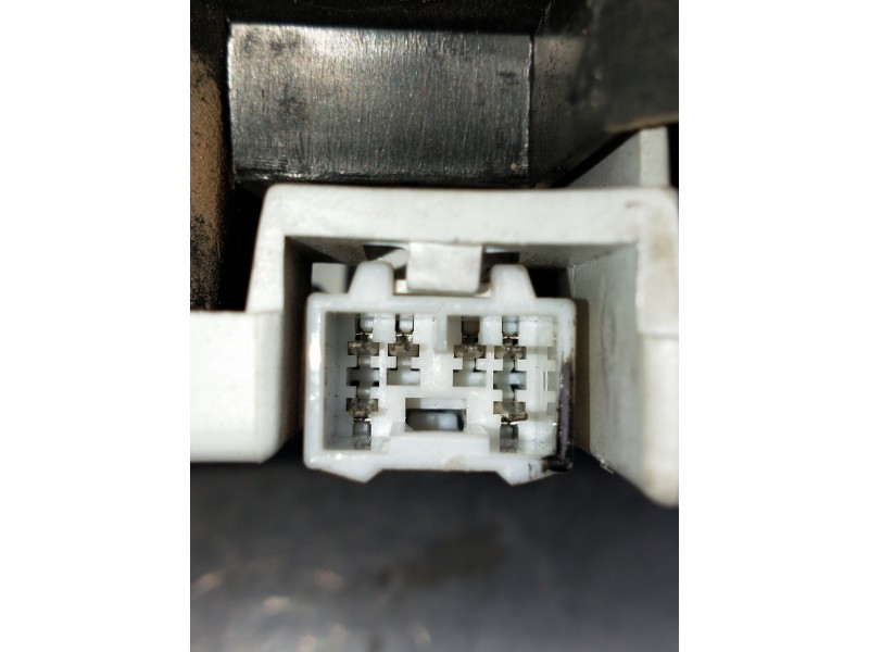 Recambio de piloto trasero izquierdo para nissan sunny berlina (n14) referencia OEM IAM   