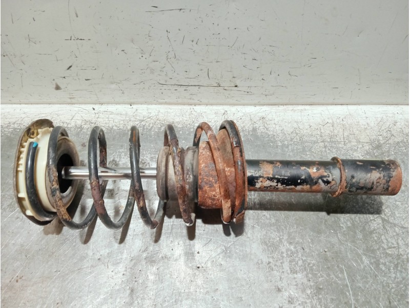 Recambio de amortiguador delantero izquierdo para renault 9 1.4 gtl avenue referencia OEM IAM   