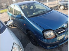 nissan almera tino (v10m) del año 2000