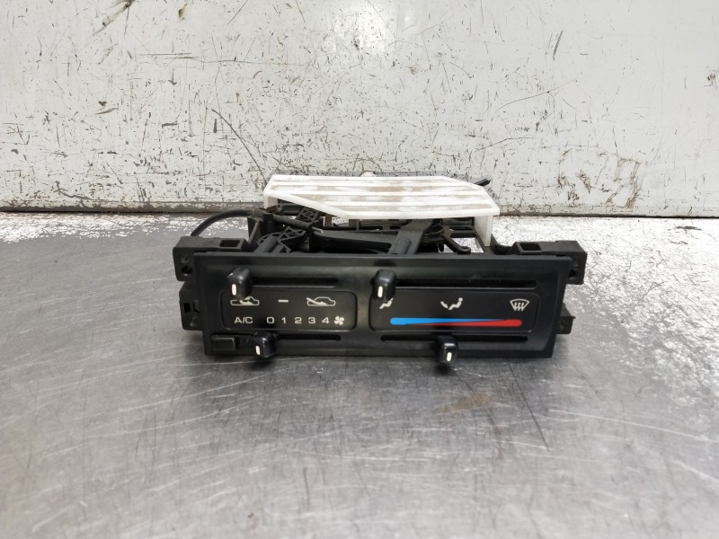 Recambio de mando calefaccion / aire acondicionado para nissan sunny berlina (n14) referencia OEM IAM   