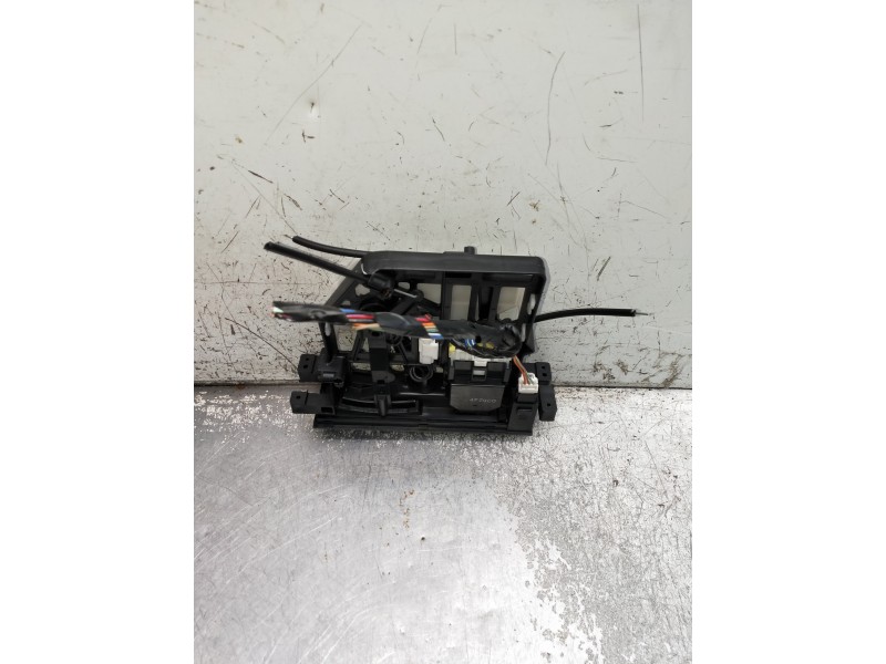 Recambio de mando calefaccion / aire acondicionado para nissan sunny berlina (n14) referencia OEM IAM   