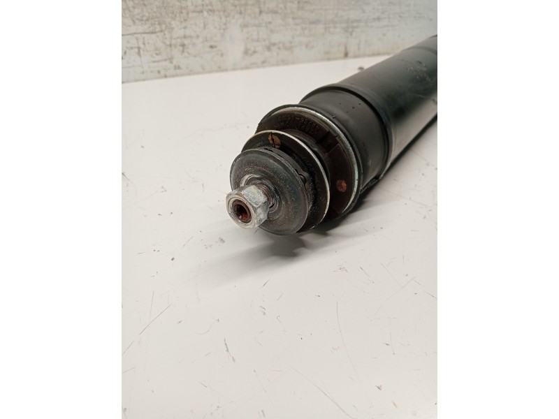 Recambio de amortiguador trasero derecho para toyota avensis (t27) 2.0 d-4d cat referencia OEM IAM 4853005373  