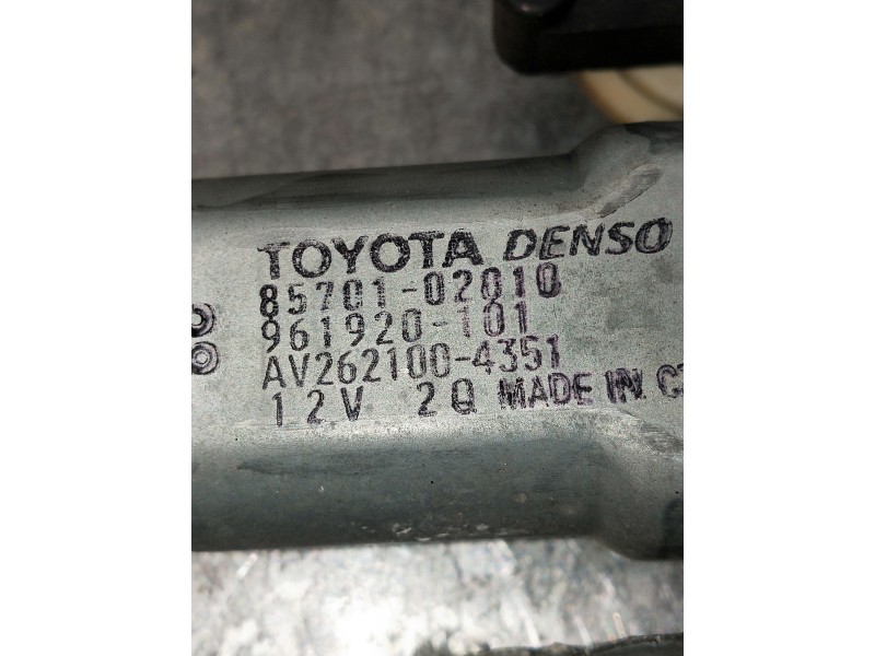 Recambio de elevalunas trasero izquierdo para toyota avensis (t27) 2.0 d-4d cat referencia OEM IAM 8570102010 961920101 4P