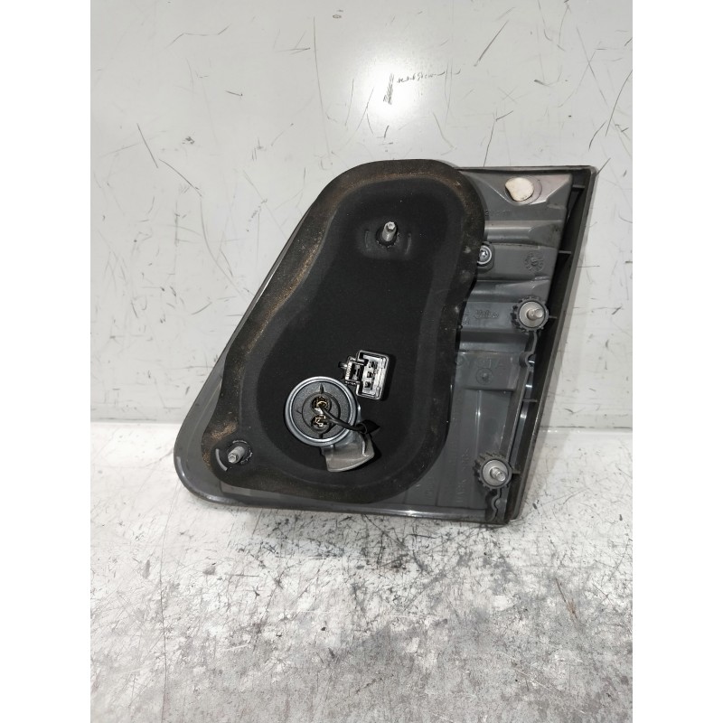 Recambio de piloto trasero izquierdo interior para toyota avensis (t27) 2.0 d-4d cat referencia OEM IAM   