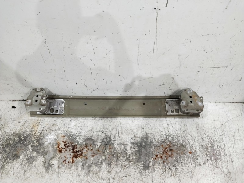 Recambio de refuerzo paragolpes trasero para toyota avensis (t27) 2.0 d-4d cat referencia OEM IAM   