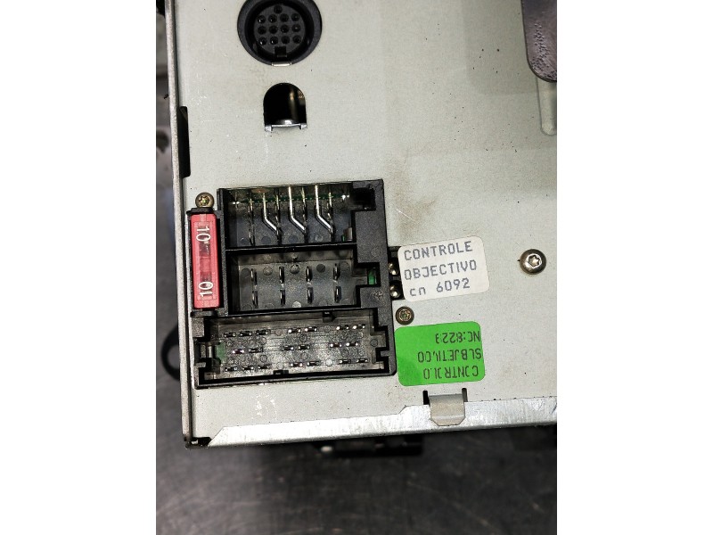 Recambio de sistema audio / radio cd para lancia lybra berlina 1.9 jtd lx referencia OEM IAM 8102000010  