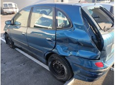 nissan almera tino (v10m) del año 2000 2