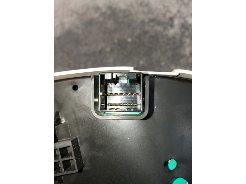 Recambio de cuadro instrumentos para hyundai sonata (nf) referencia OEM IAM 940033K671  