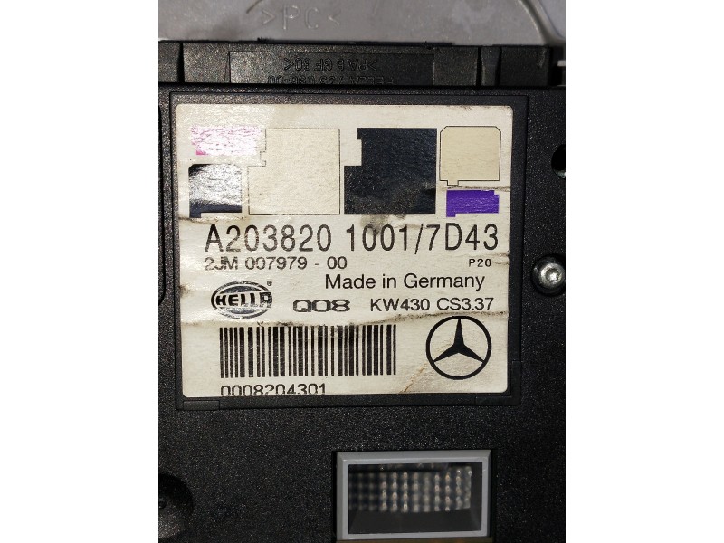 Recambio de luz interior para mercedes clase e (w211) berlina e 320 cdi (211.026) referencia OEM IAM A2038201001  