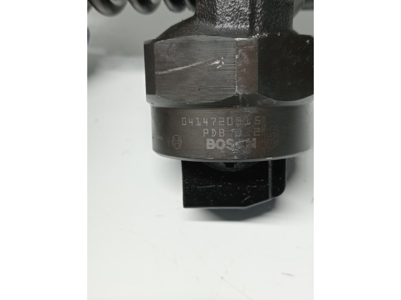 Recambio de inyector para volkswagen golf iv berlina (1j1) referencia OEM IAM 0414720015 038130073J BOSCH