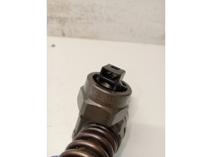 Recambio de inyector para volkswagen golf iv berlina (1j1) referencia OEM IAM 0414720015 038130073J BOSCH 2