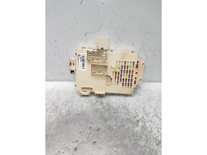 Recambio de caja reles / fusibles para kia ceed referencia OEM IAM 91950A2130 A21301712290172 