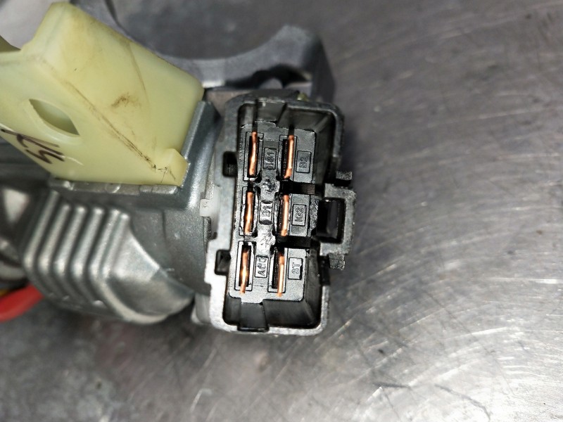 Recambio de conmutador de arranque para kia ceed referencia OEM IAM   