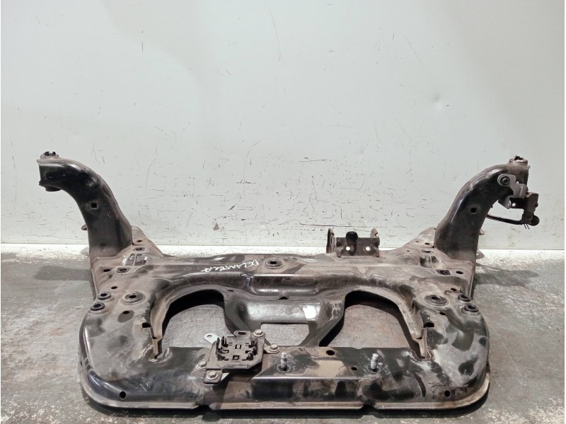 Recambio de puente delantero para mercedes clase b (w247) b 200 d referencia OEM IAM A1776204400  CUNA
