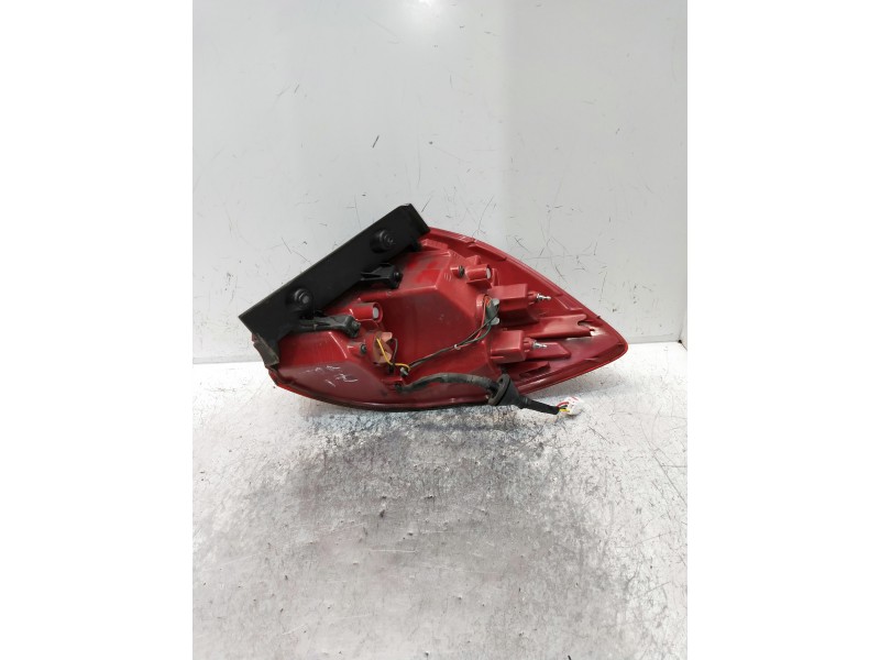 Recambio de piloto trasero izquierdo para kia ceed referencia OEM IAM   