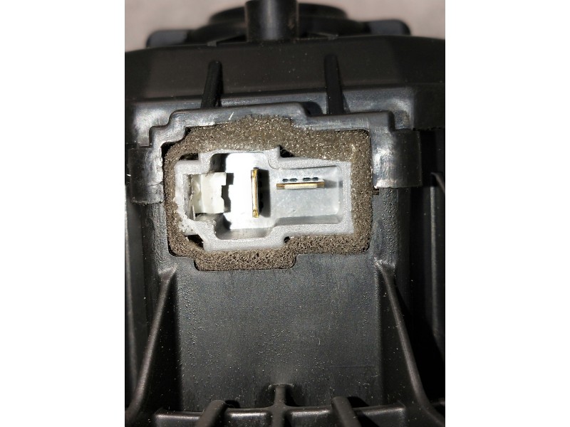 Recambio de motor calefaccion para kia ceed referencia OEM IAM F00S330106 F00S3B2474 