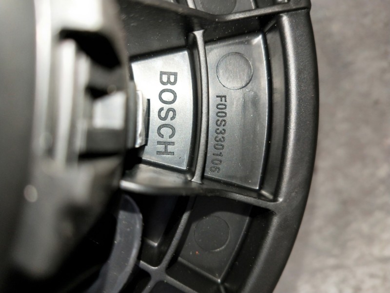 Recambio de motor calefaccion para kia ceed referencia OEM IAM F00S330106 F00S3B2474 